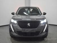 Usata Peugeot 2008 Active 131 CV (96 kW) 2020 Grigio SUV