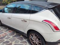 Usata Lancia Delta 120 CV (88 kW) 2011 Bianco Utilitaria