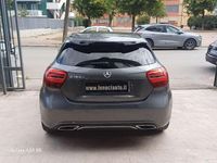 Usata Mercedes A180 109 CV (80 kW) 2015 Grigio Berlina