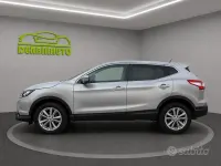 Usata Nissan Qashqai Acenta 110 CV (80 kW) 2015 Grigio SUV