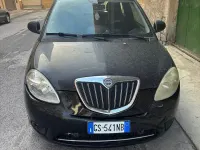 Usata Lancia Ypsilon 77 CV (56 kW) 2010 Nero Utilitaria