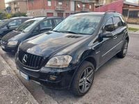 Usata Mercedes ML420 306 CV (225 kW) 2007 Nero SUV