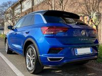 Usata VW T-Roc R-line 116 CV (85 kW) 2019 Blu/azzurro SUV