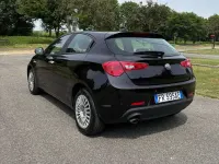 Usata Alfa Romeo Giulietta Super 120 CV (88 kW) 2018 Nero Utilitaria
