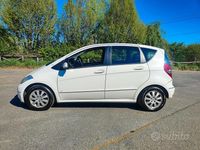 Usata Mercedes A180 Avantgarde 109 CV (80 kW) 2011 Bianco Berlina