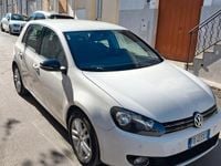 Usata VW Golf VI 105 CV (77 kW) 2011 Bianco Utilitaria