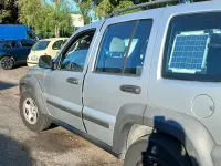 Usata Jeep Cherokee 163 CV (119 kW) 2007 Grigio SUV