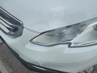 Usata Peugeot 2008 Allure 114 CV (83 kW) 2014 Bianco SUV