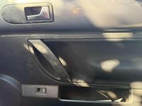 Usata VW New Beetle 105 CV (77 kW) 2006 Grigio Utilitaria