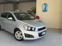 Usata Chevrolet Aveo LT 75 CV (55 kW) 2012 Grigio Berlina