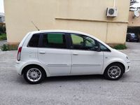 Usata Lancia Musa 77 CV (56 kW) 2012 Bianco Monovolume