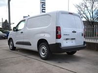 Usata Fiat Doblò 131 CV (96 kW) 2024 Bianco Monovolume