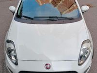 Usata Fiat Punto Street 69 CV (50 kW) 2017 Bianco Utilitaria