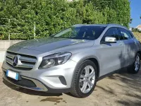 Usata Mercedes GLA200 136 CV (100 kW) 2016 Argento SUV