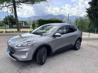 Usata Ford Kuga Titanium 224 CV (164 kW) 2020 Argento SUV