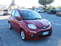Usata Fiat Panda Lounge 95 CV (69 kW) 2015 Rosso Utilitaria