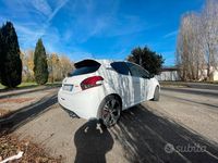 Usata Peugeot 208 GTi 2016 Bianco Utilitaria