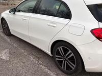 Usata Mercedes A180 Business 116 CV (85 kW) 2019 Bianco Berlina