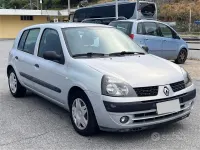 Usata Renault Clio II 65 CV (47 kW) 2003 Grigio Berlina