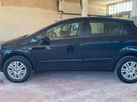 Usata Fiat Punto Lounge 69 CV (50 kW) 2014 Nero Utilitaria