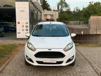 Usata Ford Fiesta 80 CV (58 kW) 2017 Bianco Utilitaria