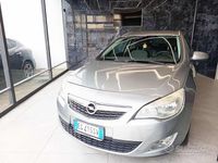 Usata Opel Astra Cosmo 125 CV (91 kW) 2011 Grigio Station wagon