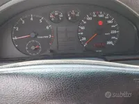 Usata Audi A4 101 CV (74 kW) 1995 Nero Berlina