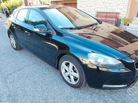 Usata Volvo V40 120 CV (88 kW) 2016 Nero Berlina