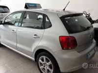 Usata VW Polo Comfortline 75 CV (55 kW) 2011 Grigio Utilitaria