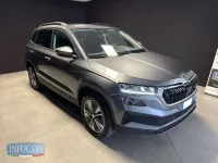 Usata Skoda Karoq Executive 116 CV (85 kW) 2024 Grigio metallizzato SUV