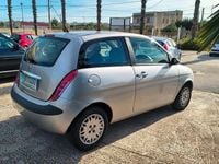 Usata Lancia Ypsilon 60 CV (44 kW) 2005 Grigio Utilitaria