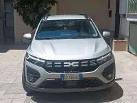 Usata Dacia Sandero Essentiel 101 CV (74 kW) 2023 Argento Berlina