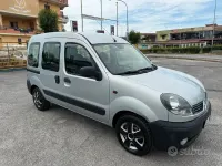 Usata Renault Kangoo 84 CV (61 kW) 2007 Giallo Monovolume