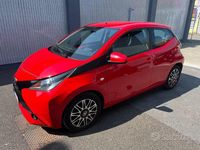 Usata Toyota Aygo X-wave 69 CV (50 kW) 2016 Rosso Utilitaria