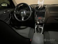 Usata Alfa Romeo 147 115 CV (84 kW) 2005 Grigio Utilitaria