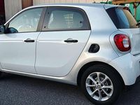 Usata Smart ForFour 71 CV (52 kW) 2017 Bianco Utilitaria