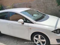 Usata Seat Leon Sport 105 CV (77 kW) 2011 Bianco Utilitaria