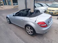 Usata Mercedes SLK200 163 CV (119 kW) 2006 Grigio Cabrio