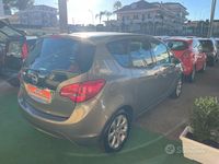 Usata Opel Meriva 120 CV (88 kW) 2011 Grigio Monovolume