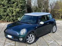 Usata Mini Cooper 120 CV (88 kW) 2009 Verde Utilitaria