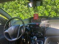 Usata Lancia Ypsilon Gold 80 CV (58 kW) 2015 Utilitaria