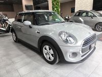 Usata Mini ONE 102 CV (75 kW) 2020 Grigio Utilitaria
