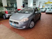 Usata Fiat Grande Punto Dynamic 74 CV (54 kW) 2006 Grigio Utilitaria