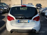 Usata Opel Meriva Cosmo 120 CV (88 kW) 2011 Bianco Monovolume