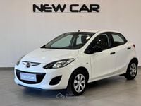 Usata Mazda 2 Trendy 75 CV (55 kW) 2011 Bianco Utilitaria