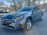 Usata Mercedes GLA200 136 CV (100 kW) 2017 Grigio SUV