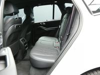 Usata BMW X5 M Sport 298 CV (219 kW) 2025 Vari colori pastello SUV