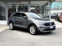 Usata VW T-Roc 150 CV (110 kW) 2018 Grigio SUV