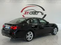 Usata Infiniti Q70 Premium Executive 170 CV (125 kW) 2015 Nero Berlina