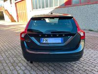 Usata Volvo V60 Summum 120 CV (88 kW) 2017 Grigio Station wagon